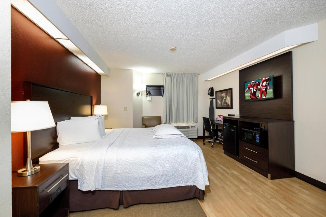 Red Roof Inn Plus+ פאלם קוסט מראה חיצוני תמונה