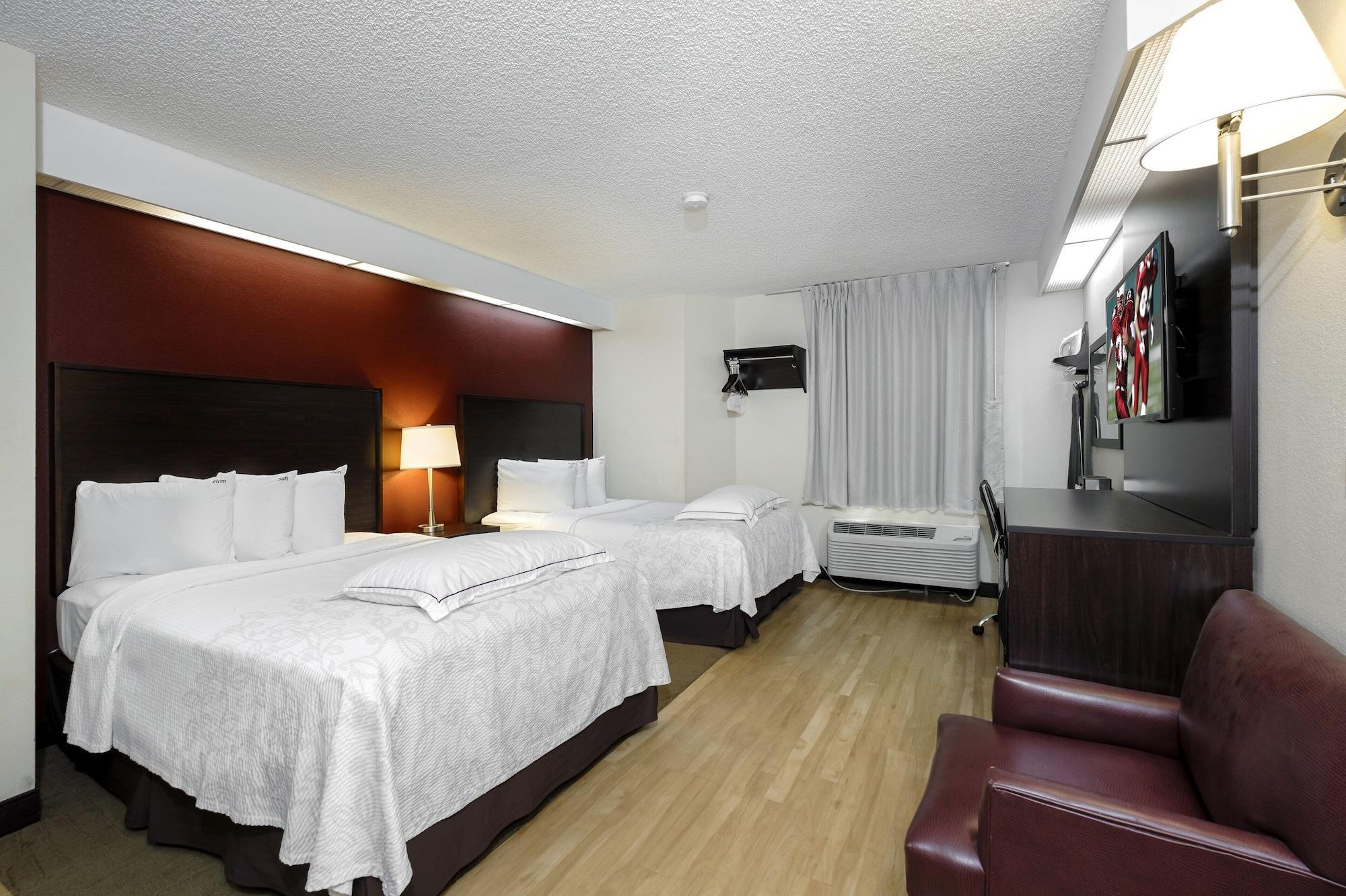 Red Roof Inn Plus+ פאלם קוסט מראה חיצוני תמונה
