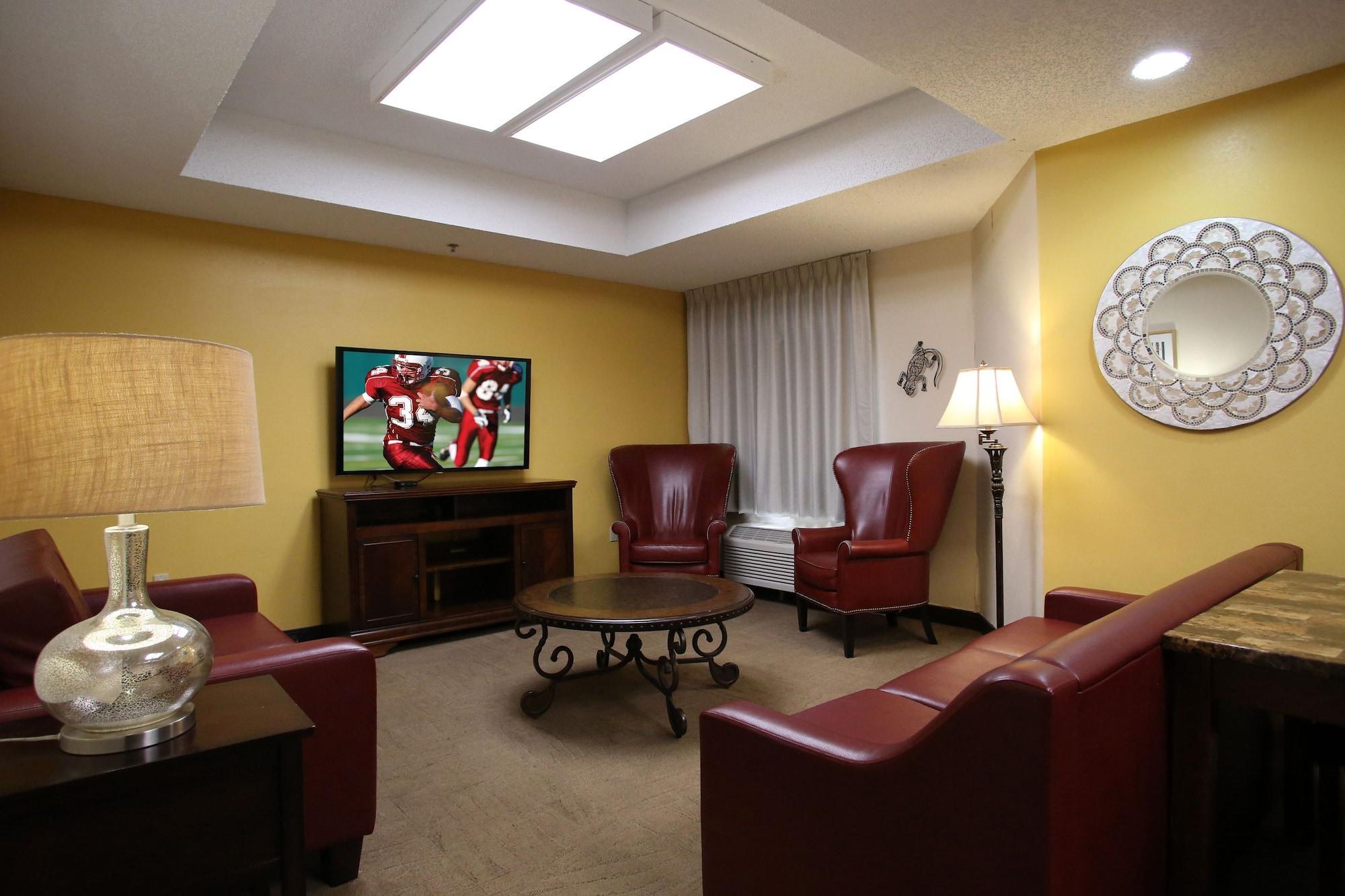 Red Roof Inn Plus+ פאלם קוסט מראה חיצוני תמונה