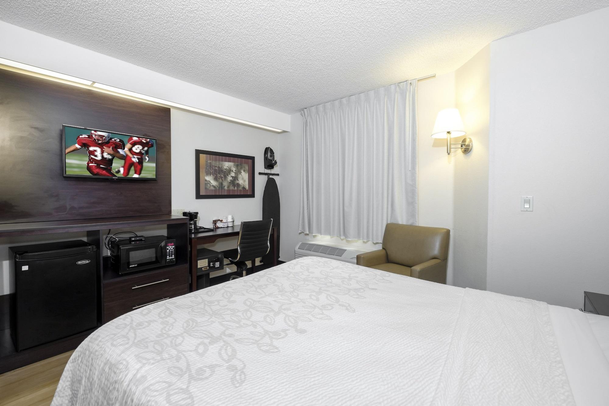 Red Roof Inn Plus+ פאלם קוסט מראה חיצוני תמונה