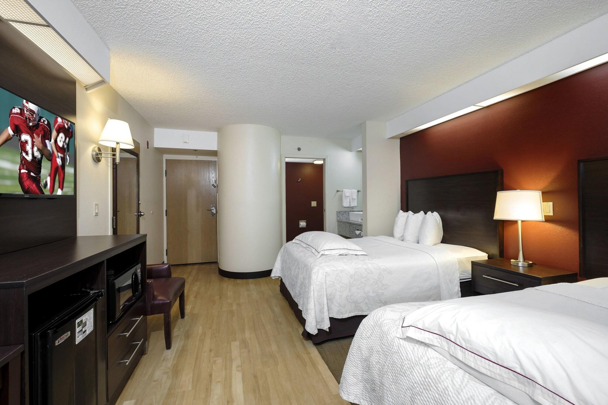 Red Roof Inn Plus+ פאלם קוסט מראה חיצוני תמונה